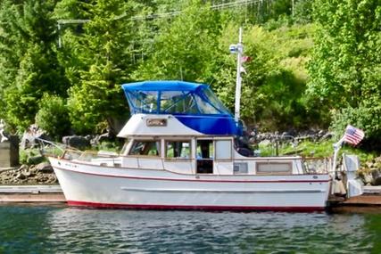 Universal Marine tri-Cabin for sale in United States of America for $35,000 (£26,563)