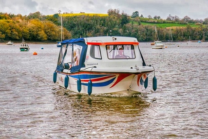 Navproject Levant 880 Sea Pro Cabin for sale in United Kingdom for £35,000