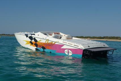 Custom Cigarette R.T. 38 "Top Gun" for sale in Spain for €69,000 (£62,300)