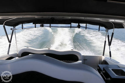 Sea Ray 440 Sundancer for sale in United States of America for $97,900 (£78,230)