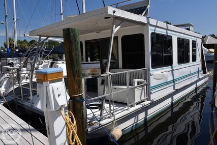 Aqua Cruiser 38 Houseboat for sale in United States of America for $25,000 (£19,008)