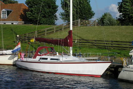 Van De Stadt 34 for sale in Netherlands for €29,000 (£26,571) Van De Stadt 34 for sale in Netherlands for €29,000 (£26,571)