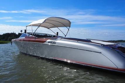 Riva Aqua 33 for sale in Russia for €250,000 (£225,723)