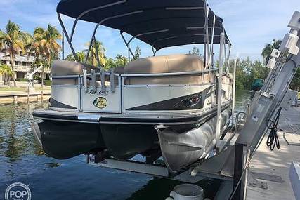 Sun Tracker Party-Barge 25 XP3 for sale in United States of America for $22,750 (£18,784)