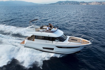 Jeanneau Velasco 43F for sale in France for €375,000 (£337,306)