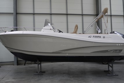 Jeanneau Cap Camarat 7.5 Cc for sale in France for €29,900 (£26,820)