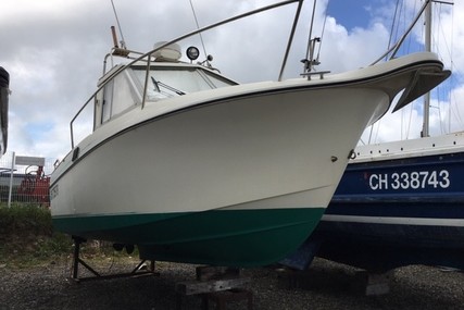 Beneteau Antares 680 LB for sale in France for €11,000 (£9,514)