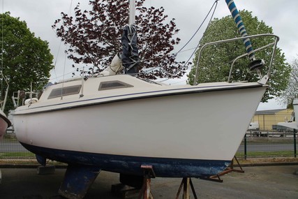 Beneteau CALIFORNIE 580 for sale in France for €5,500 (£5,040)