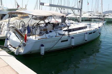 Jeanneau Sun Odyssey 479 for sale in France for €253,000 (£227,569)