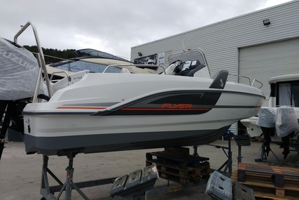 Beneteau Flyer 6.6 Spacedeck for sale in France for €38,000 (£34,086)