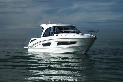 Beneteau Antares 9 for sale in France for €135,000 (£121,056)