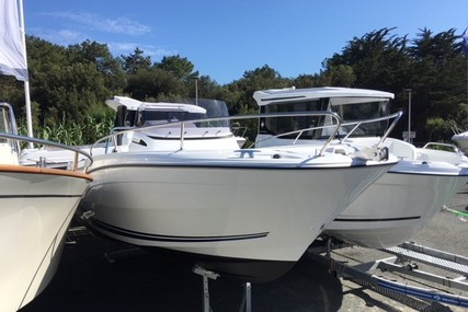 Jeanneau CAP CAMARAT 6.5 CC SERIE 3 for sale in France for €43,900 (£39,343)