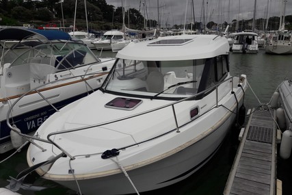Beneteau Antares 7.80 for sale in France for €36,000 (£32,874)