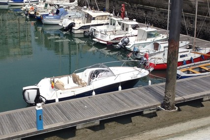 Jeanneau Cap Camarat 7.5 WA for sale in Belgium for €42,000 (£37,778)