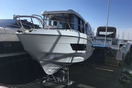 Beneteau Barracuda 9 for sale in France for €139,000 (£124,844)