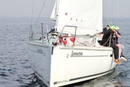 Beneteau Oceanis 37 for sale in Spain for €79,500 (£71,312) Beneteau Oceanis 37 for sale in Spain for €79,500 (£71,312)