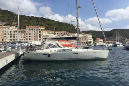 Beneteau Oceanis 50 for sale in France for €185,000 (£168,937)