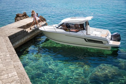Jeanneau Merry Fisher 795 for sale in France for €67,900 (£60,907)