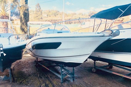 Jeanneau Cap Camarat 7.5 WA for sale in France for €69,000 (£59,049)
