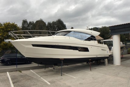 Prestige 460 S for sale in France for €599,000 (£546,992)