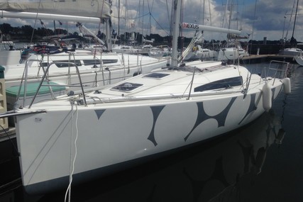 Jeanneau Sun Fast 3200 for sale in France for €85,000 (£76,245)