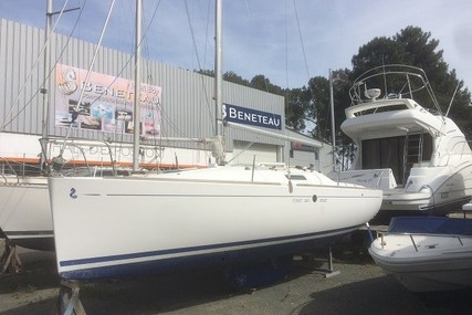 Beneteau First 260 Spirit for sale in France for €18,000 (£16,466)