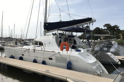 Lagoon 380 for sale in France for €210,000 (£188,891)