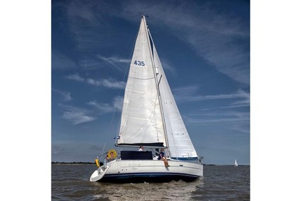 Beneteau Oceanis 323 Clipper for sale in United Kingdom for £46,500 Beneteau Oceanis 323 Clipper for sale in United Kingdom for £46,500