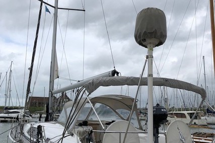 Beneteau Oceanis 46 for sale in France for €164,000 (£147,109)