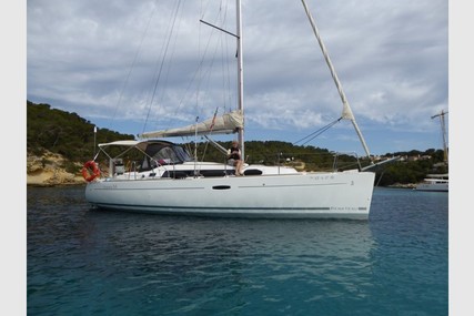 Beneteau Oceanis 34 for sale in for €65,000 (£54,376)