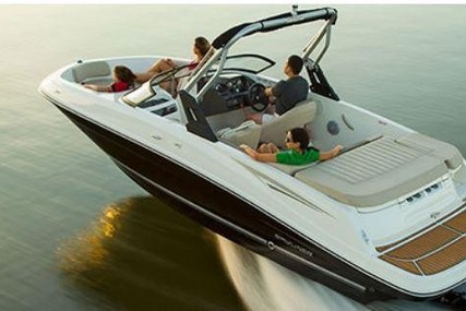 Bayliner VR5 CUDDY E for sale in Germany for €49,900 (£42,095)