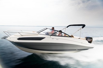 Bayliner VR5 CUDDY CUDDY for sale in Germany for €54,900 (£46,313)