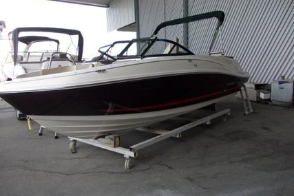 Bayliner VR5 CUDDY E for sale in Germany for €44,900 (£37,877)