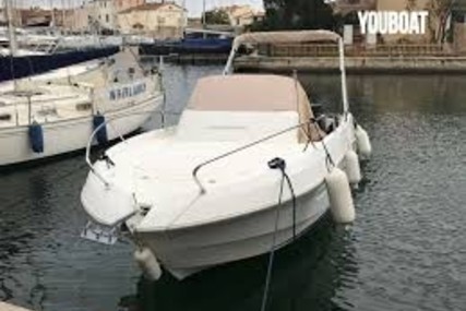 Beneteau Flyer 750 Sundeck for sale in France for €35,900 (£32,203)