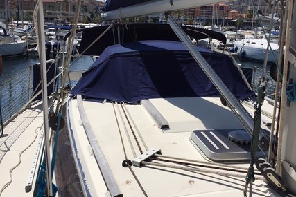 Jeanneau Sun Shine 36 for sale in France for €34,000 (£31,048)