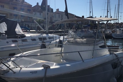 Jeanneau Cap Camarat 8.5 CC for sale in France for €73,000 (£65,481)