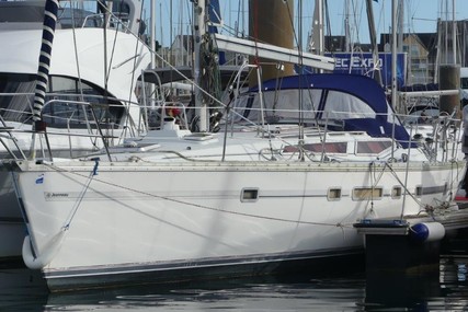 Jeanneau Voyage 12.50 for sale in France for €59,000 (£51,030)