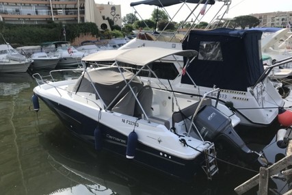 Jeanneau Cap Camarat 7.5 WA for sale in France for €42,500 (£38,228)