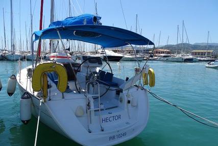 Jeanneau Sun Odyssey 32i for sale in Greece for €33,000 (£28,961)