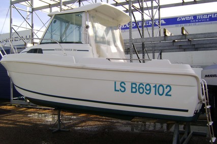 Jeanneau Merry Fisher 580 for sale in France for €8,000 (£7,196)