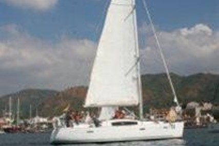 Beneteau OCEANIS 40 CLIPPER for sale in Turkey for €95,000 (£86,906) Beneteau OCEANIS 40 CLIPPER for sale in Turkey for €95,000 (£86,906)