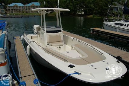 Boston Whaler Dauntless 242B for sale in United States of America for $99,000 (£80,962) Boston Whaler Dauntless 242B for sale in United States of America for $99,000 (£80,962)