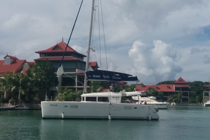 Lagoon 450 for sale in Sierra Leone for €350,000 (£309,236)