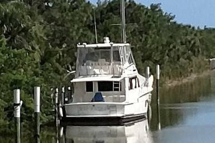 Hatteras 50 Convertible for sale in United States of America for $110,000 (£85,317)