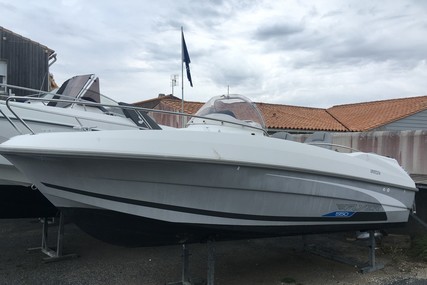 Beneteau Flyer 550 Open for sale in France for €13,500 (£11,676)