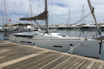 Jeanneau Sun Odyssey 409 for sale in France for €109,000 (£93,693)
