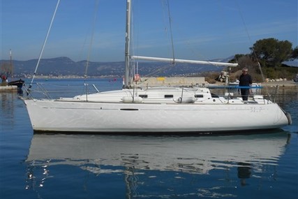 Beneteau First 31.7 for sale in France for €34,000 (£31,159)