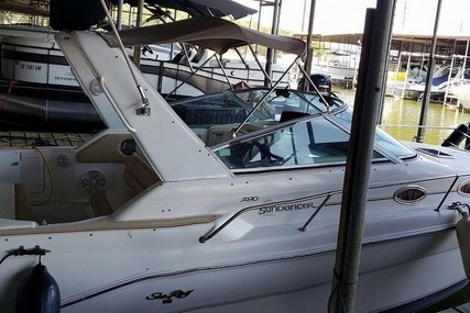 Sea Ray 290 Sundancer for sale in United States of America for $26,500 (£20,161)