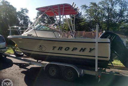 Trophy 2002 Walk Around for sale in United States of America for $20,900 (£15,910) Trophy 2002 Walk Around for sale in United States of America for $20,900 (£15,910)