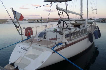 Amel Santorin for sale in France for €99,000 (£83,387)